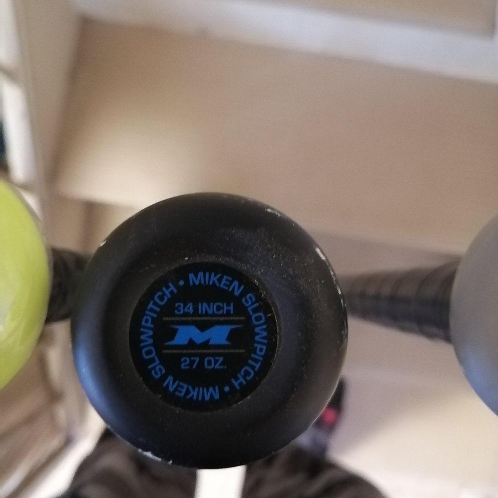 Softball bat's